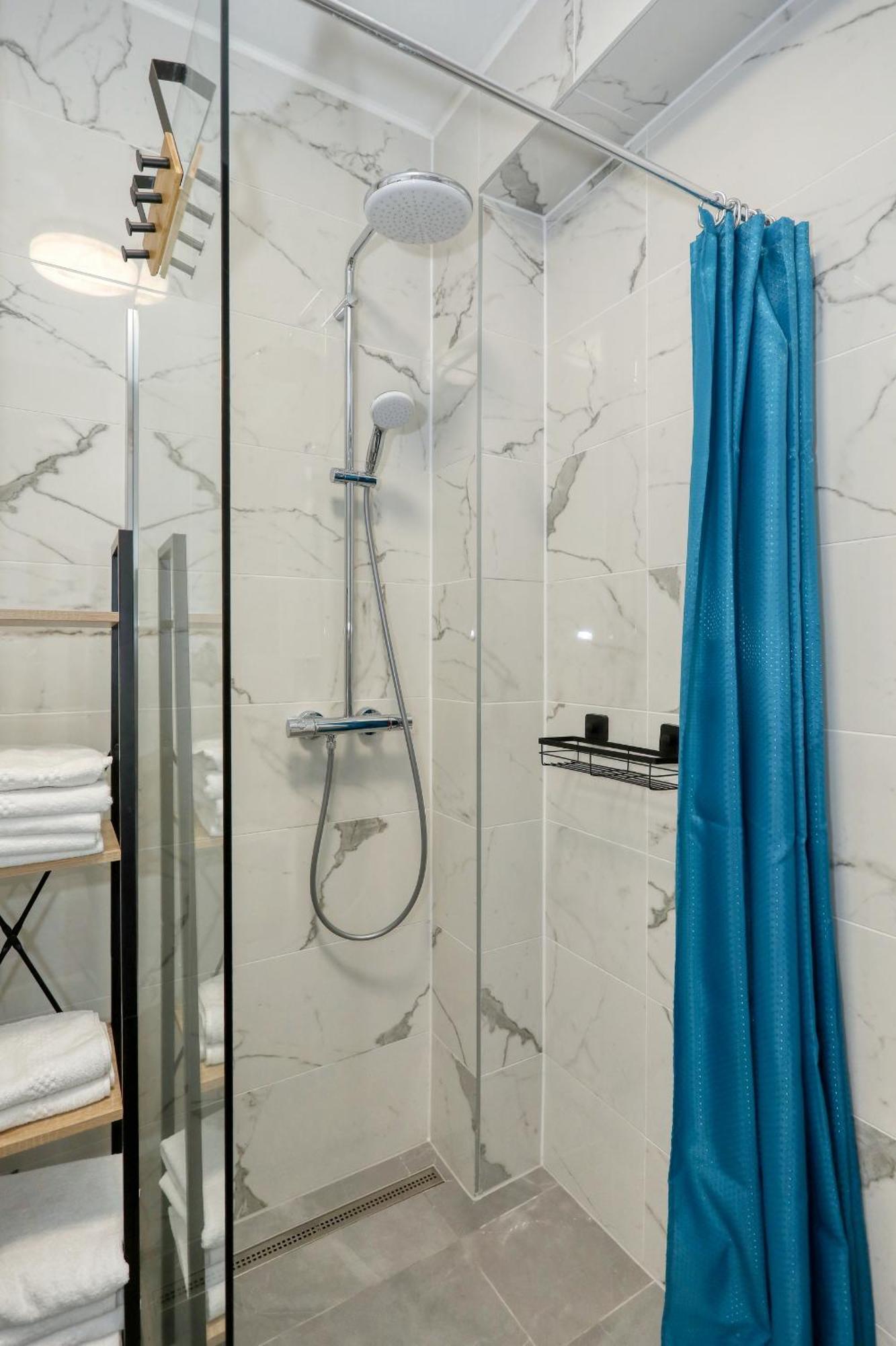 Apartment Relex With Pool & Jacuzzi Privlaka  Exterior photo
