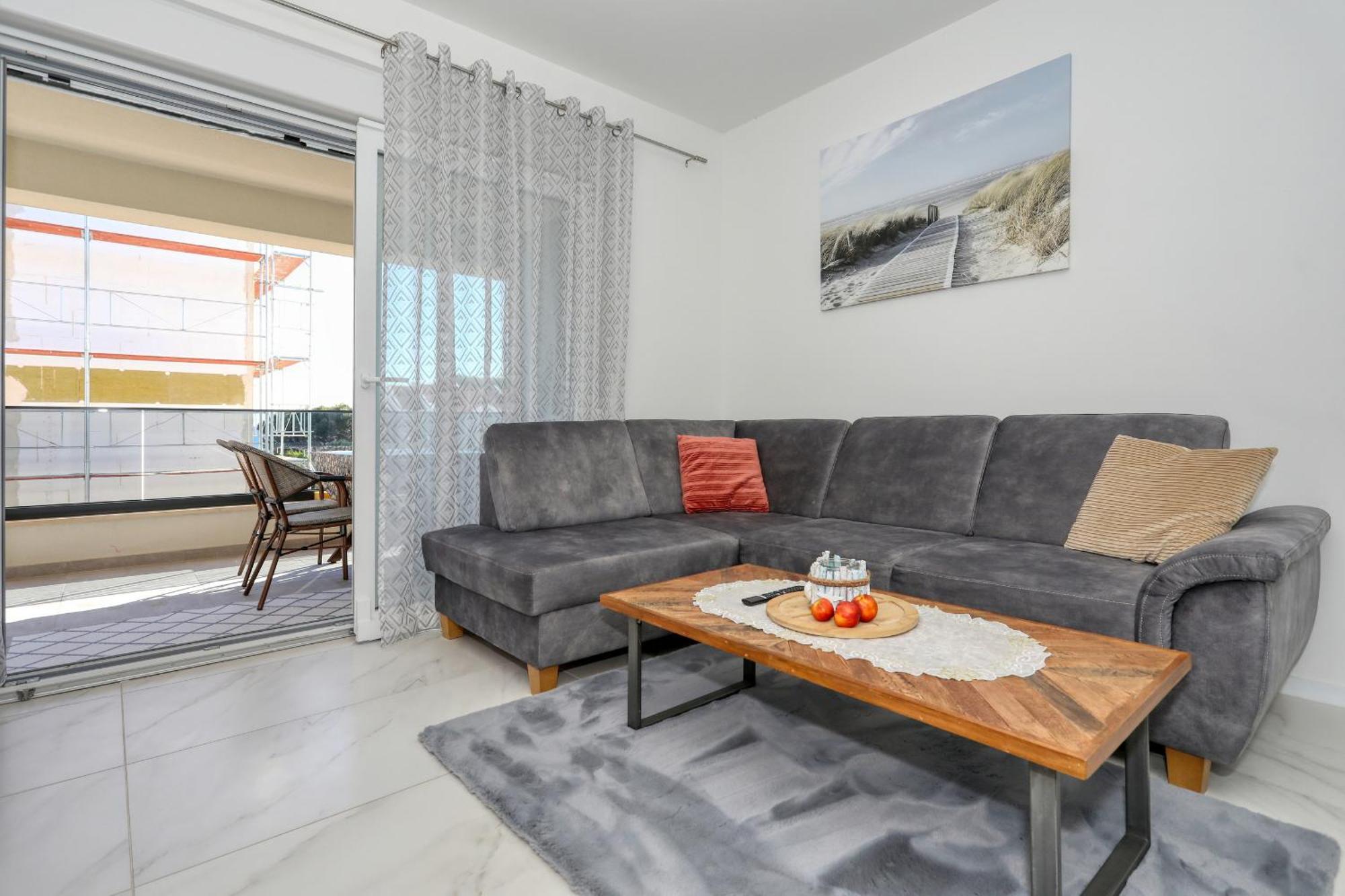 Apartment Relex With Pool & Jacuzzi Privlaka  Exterior photo